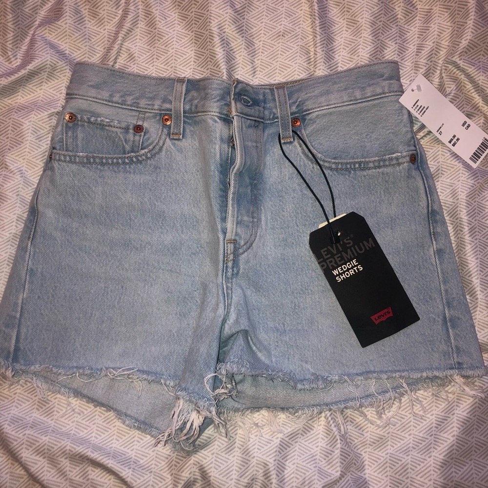 Urban Outfitters Levi Jean Shorts